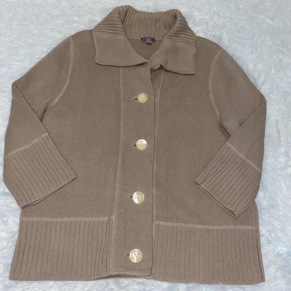Beautiful Condition J. Jill Sweater 3/4 sleeves and chunky buttons